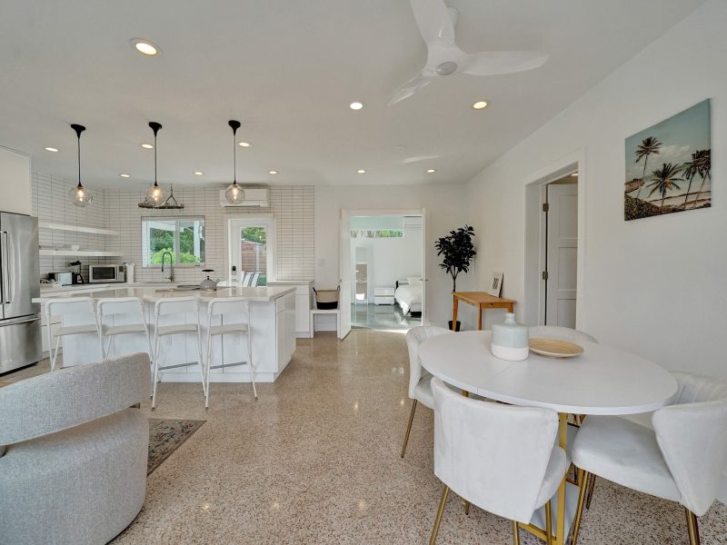 Exquisite Oasis: Luxe 3BR Home with Private Pool, Game Room and BBQ