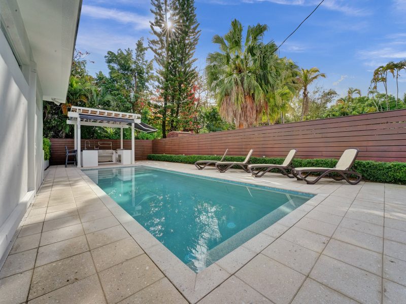 Exquisite Oasis: Luxe 3BR Home with Private Pool, Game Room and BBQ