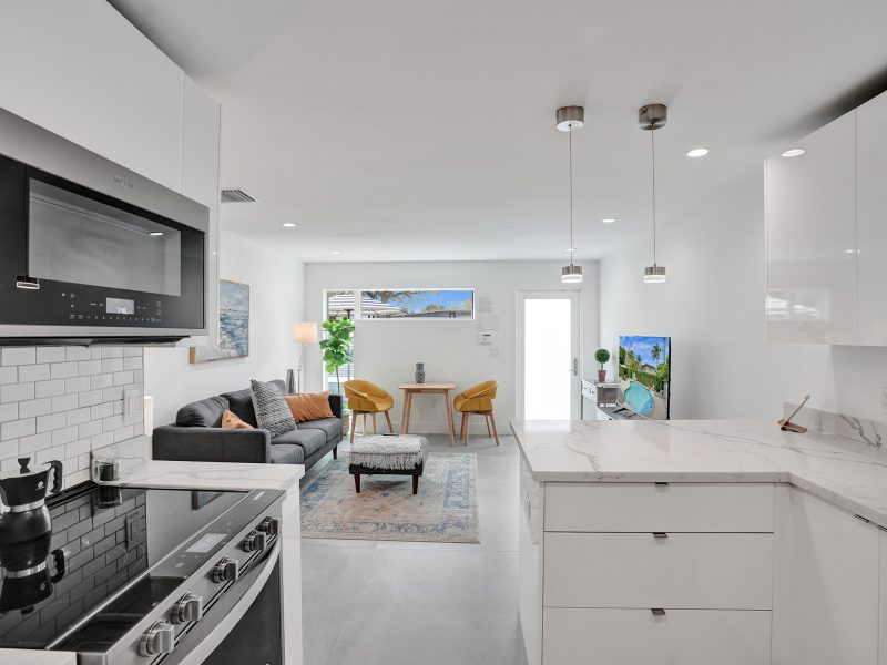 Contemporary Oasis: Modern 2BR Home with Community Pool