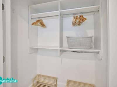 Nautica Blue Spacious 2 bed / 2 bath Walking Distance