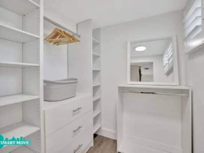 Nautica Blue Spacious 2 bed / 2 bath Walking Distance