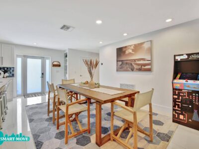 Nautica Blue Spacious 2 bed / 2 bath Walking Distance
