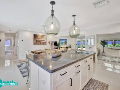 Nautica Blue Spacious 2 bed / 2 bath Walking Distance