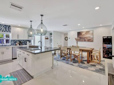 Nautica Blue Spacious 2 bed / 2 bath Walking Distance