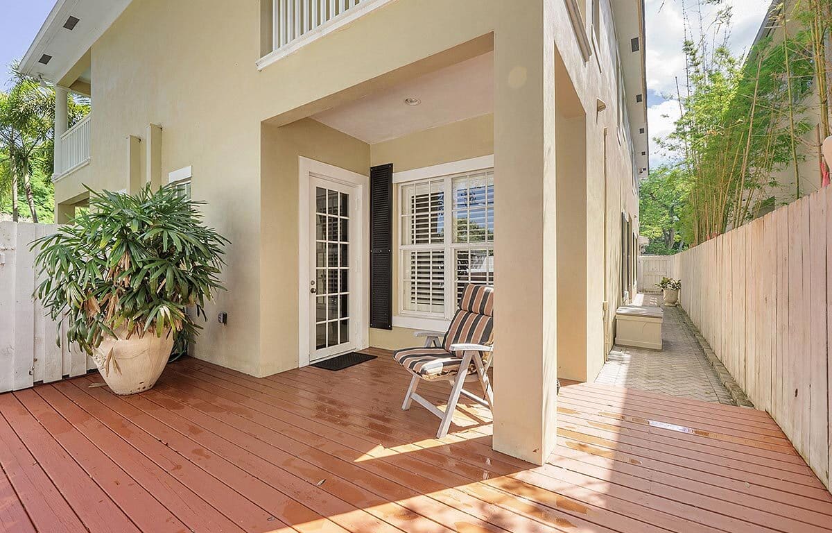 Sea Escape - Popular 3 bedroom / 2.5 bathroom Fort Lauderdale Retreat