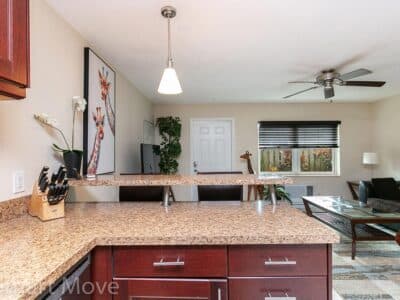Four Palms - Spacious 1 bed / 1 bath Short-Term Duplex Apartment