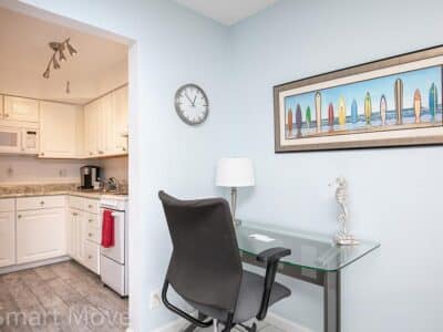 Two Palms - Popular 1 bed / 1 bath Short-Term Duplex Apartment