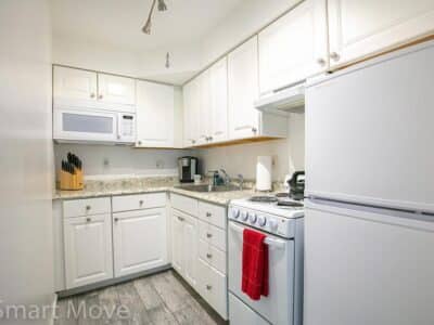 Two Palms - Popular 1 bed / 1 bath Short-Term Duplex Apartment