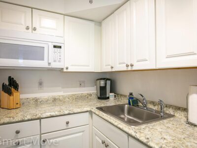 Two Palms - Popular 1 bed / 1 bath Short-Term Duplex Apartment
