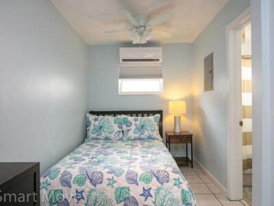 Two Palms - Popular 1 bed / 1 bath Short-Term Duplex Apartment