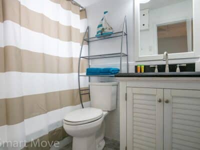 Two Palms - Popular 1 bed / 1 bath Short-Term Duplex Apartment