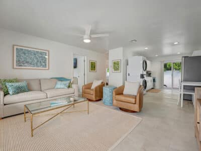 Sea Star - Beautiful Newly Renovated 3 Bedroom / 2 Bath Fort Lauderdale Apartment Retreat