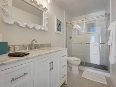 Sea Star - Beautiful Newly Renovated 3 Bedroom / 2 Bath Fort Lauderdale Apartment Retreat
