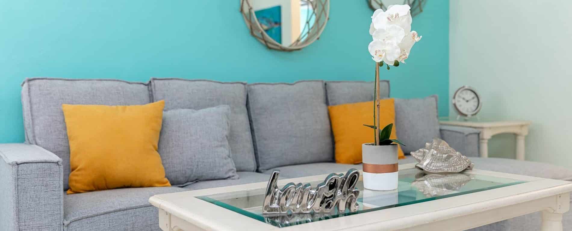 Central View - Cozy 1 Bed / 1 Bath Downtown Retreat