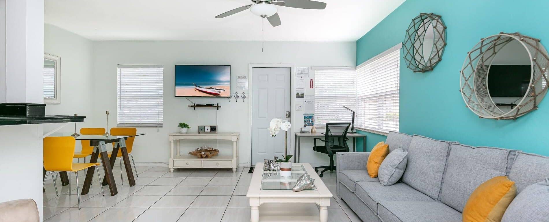 Central View - Cozy 1 Bed / 1 Bath Downtown Retreat