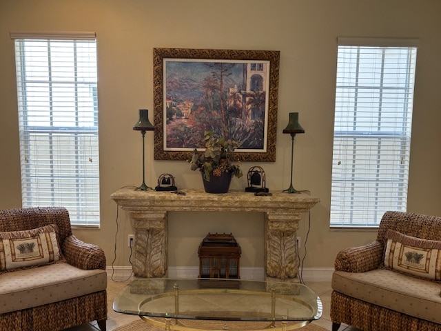 Fantasea - Spacious 4 bedroom / 2.5 bathrooms / Private Free-Standing House