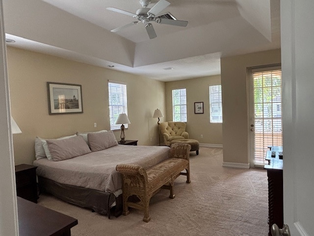 Fantasea - Spacious 4 bedroom / 2.5 bathrooms / Private Free-Standing House