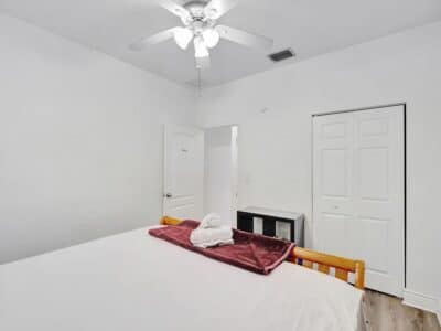 Marina Casa – Beautiful 4BR/2BA Fort Lauderdale Private Home Minutes from Marina & Airport