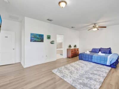 Marina Casa – Beautiful 4BR/2BA Fort Lauderdale Private Home Minutes from Marina & Airport