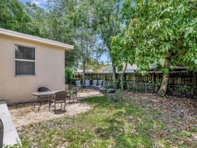 Marina Casa – Beautiful 4BR/2BA Fort Lauderdale Private Home Minutes from Marina & Airport
