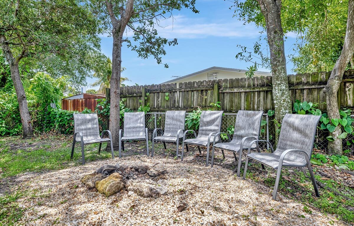 Marina Casa – Beautiful 4BR/2BA Fort Lauderdale Private Home Minutes from Marina & Airport