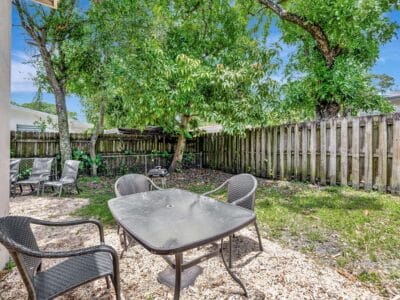 Marina Casa – Beautiful 4BR/2BA Fort Lauderdale Private Home Minutes from Marina & Airport