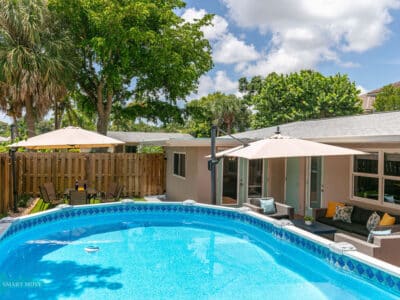 Welcome to Laudy – Stylish 5BR/3BA Fort Lauderdale Private Home Retreat