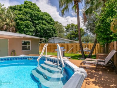 Welcome to Laudy – Stylish 5BR/3BA Fort Lauderdale Private Home Retreat