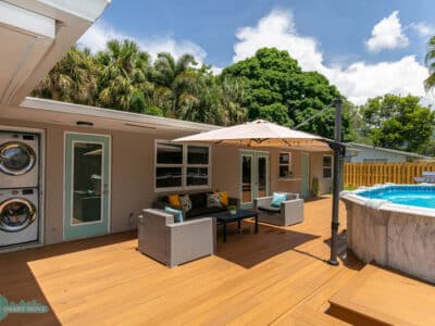 Welcome to Laudy – Stylish 5BR/3BA Fort Lauderdale Private Home Retreat