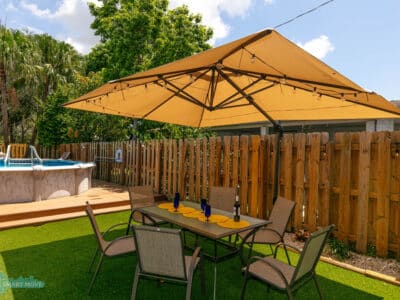 Welcome to Laudy – Stylish 5BR/3BA Fort Lauderdale Private Home Retreat