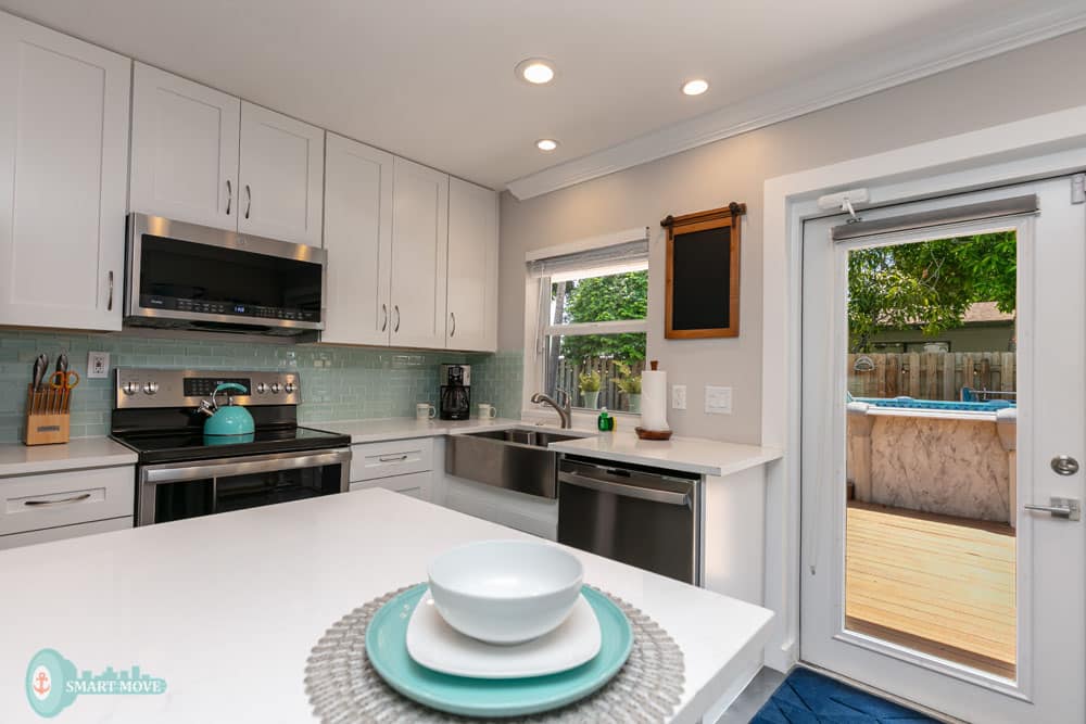 Welcome to Laudy – Stylish 5BR/3BA Fort Lauderdale Private Home Retreat