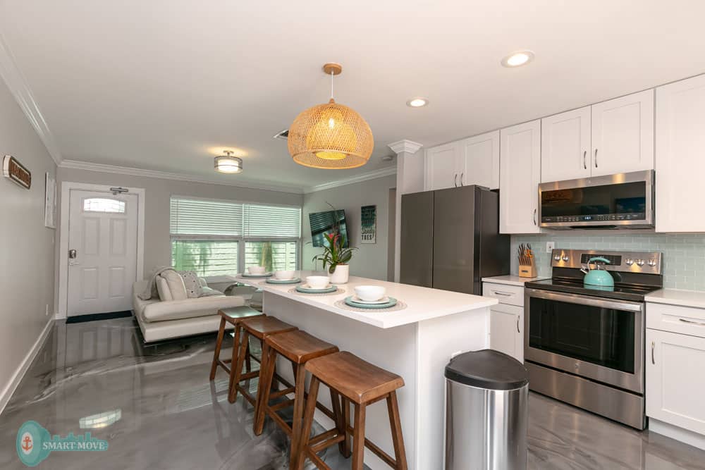 Welcome to Laudy – Stylish 5BR/3BA Fort Lauderdale Private Home Retreat