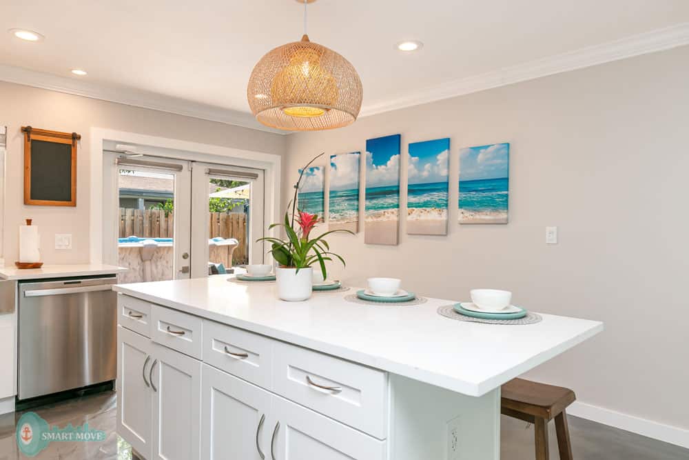 Welcome to Laudy – Stylish 5BR/3BA Fort Lauderdale Private Home Retreat