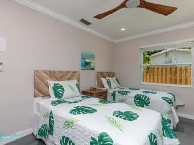 Welcome to Laudy – Stylish 5BR/3BA Fort Lauderdale Private Home Retreat