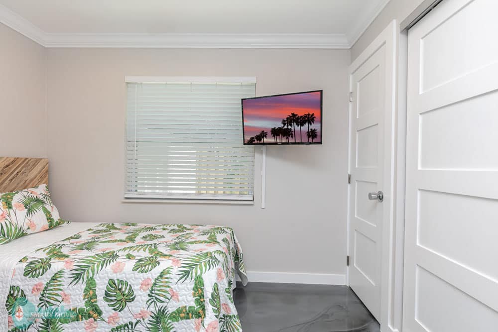 Welcome to Laudy – Stylish 5BR/3BA Fort Lauderdale Private Home Retreat