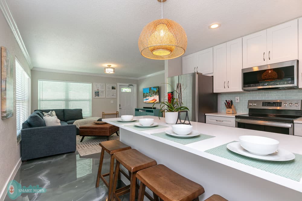 Welcome to Laudy – Stylish 5BR/3BA Fort Lauderdale Private Home Retreat