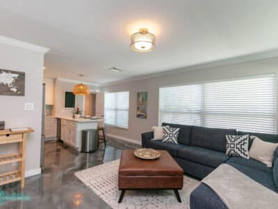 Welcome to Laudy – Stylish 5BR/3BA Fort Lauderdale Private Home Retreat