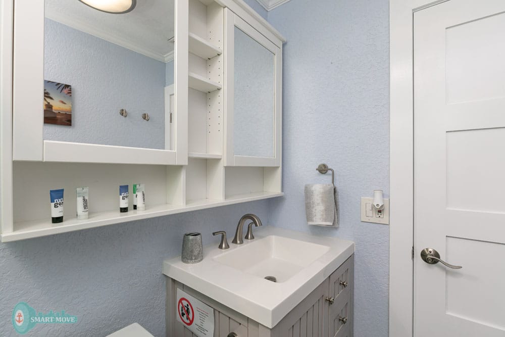 Welcome to Laudy – Stylish 5BR/3BA Fort Lauderdale Private Home Retreat